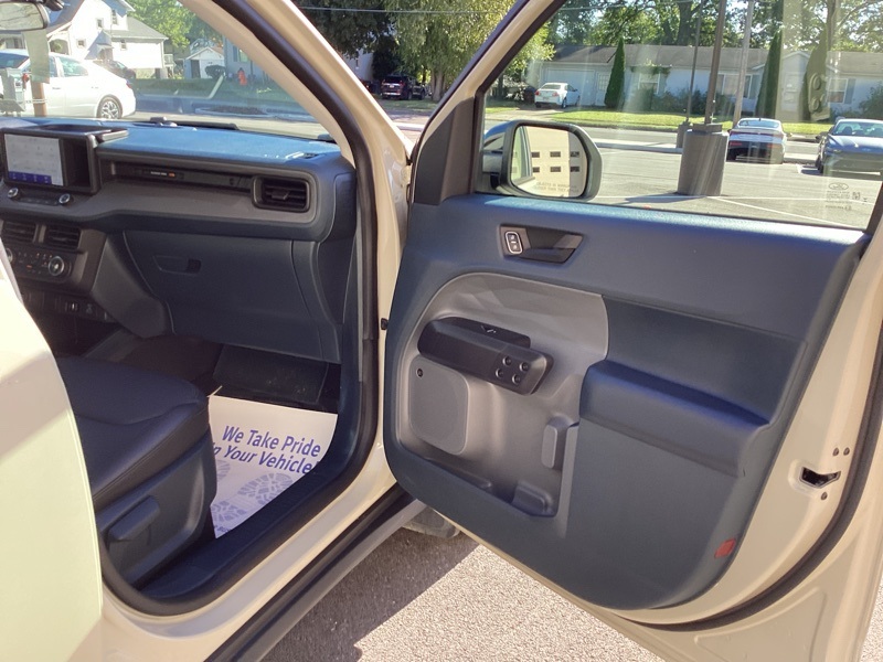 2024 Ford Maverick Lariat photo 17