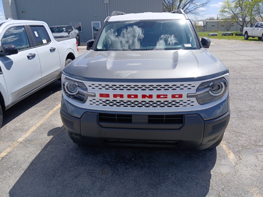2025 Ford Bronco Sport Heritage photo 2