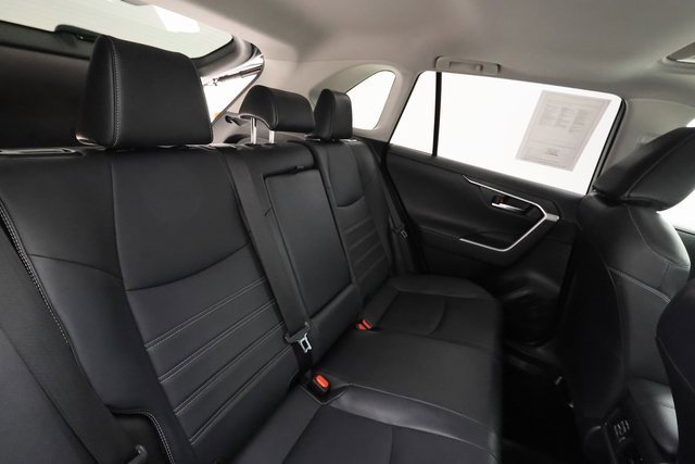 2020 Toyota RAV4 Hybrid Limited photo 22