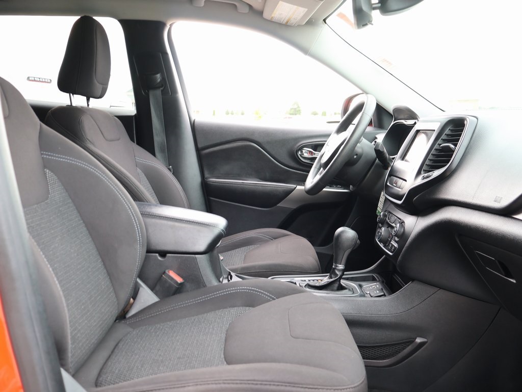 2021 Jeep Cherokee Latitude photo 8