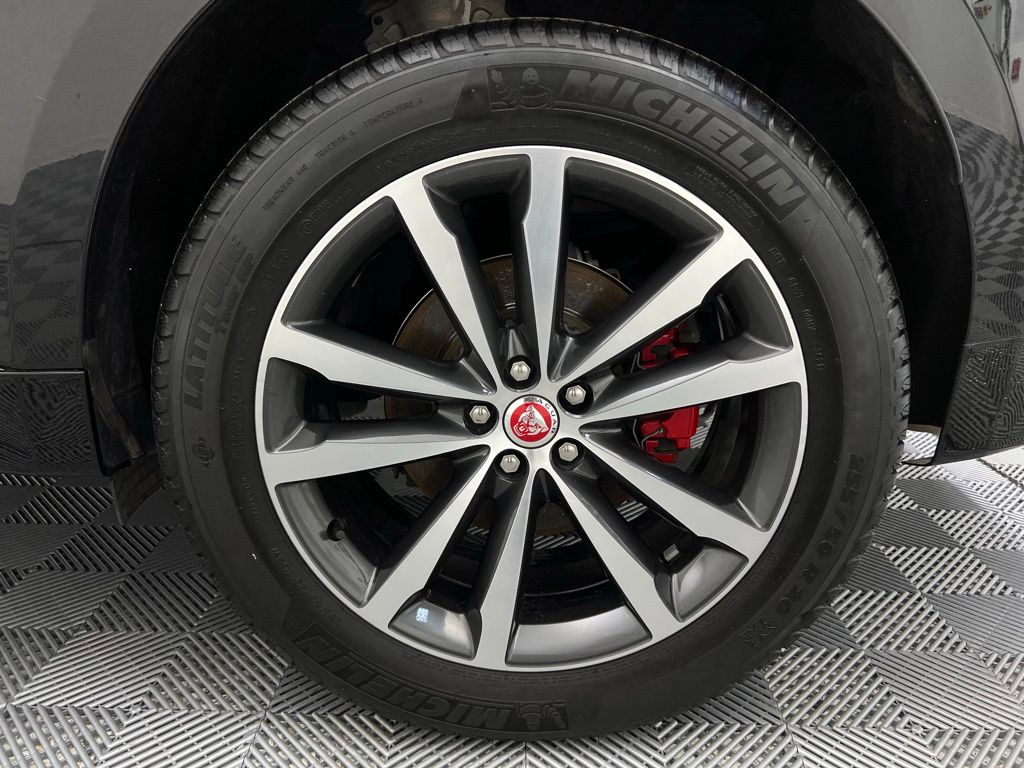 2022 Jaguar F-PACE P250 S photo 49