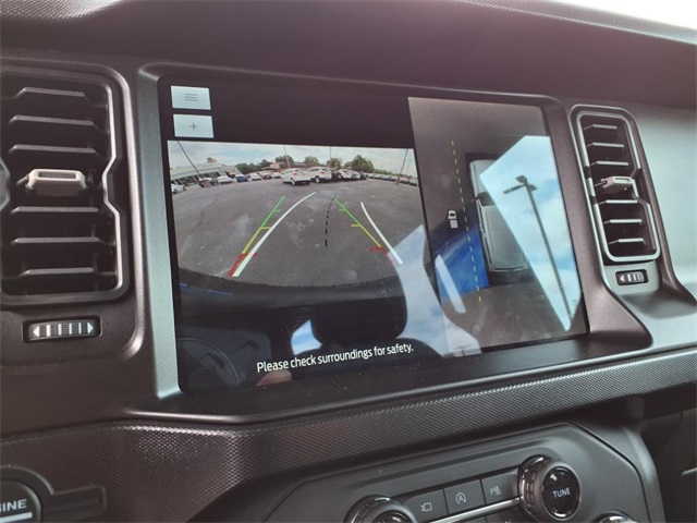 2021 Ford Bronco First Edition photo 13