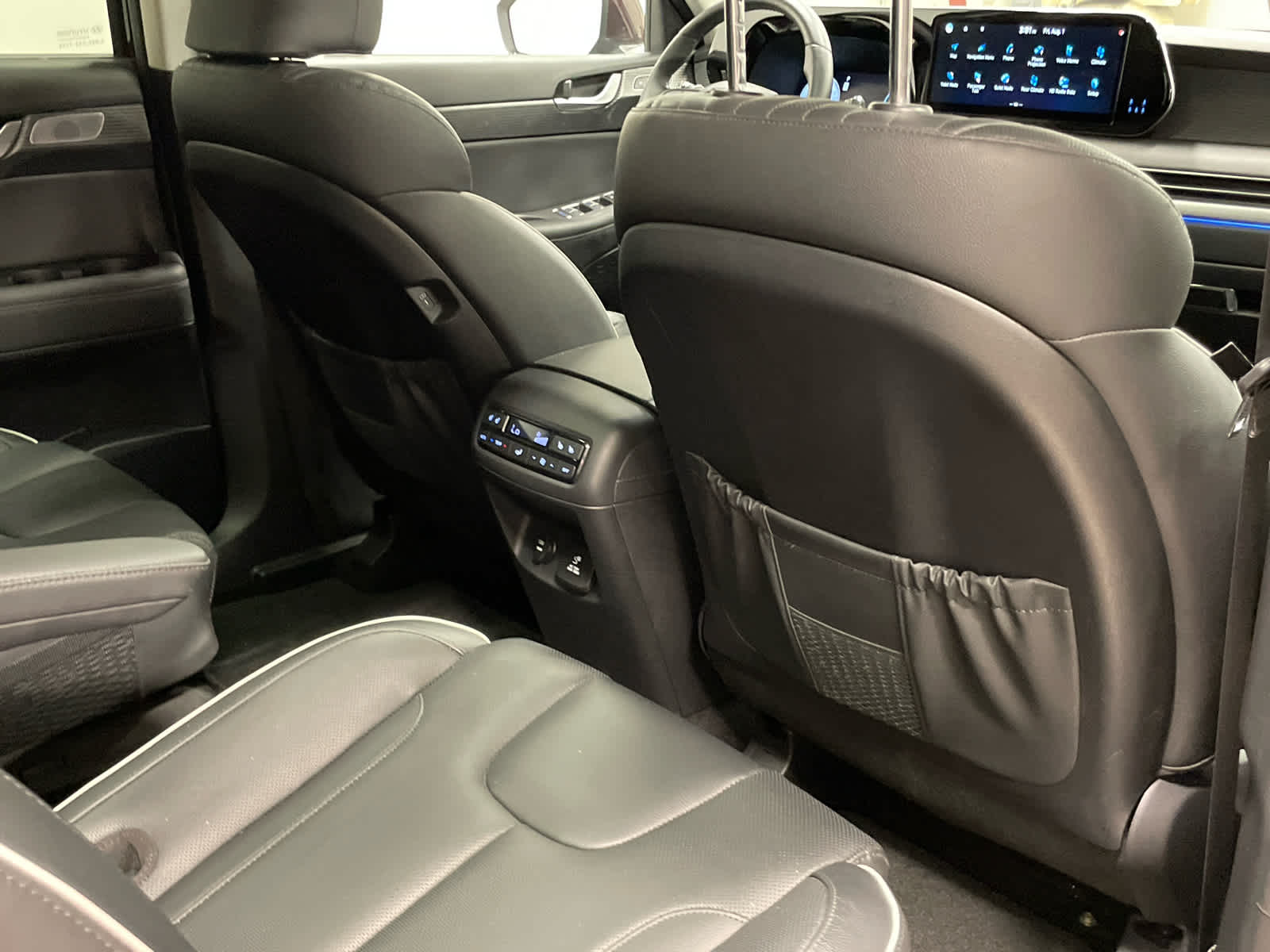 2024 Hyundai Palisade Limited photo 40