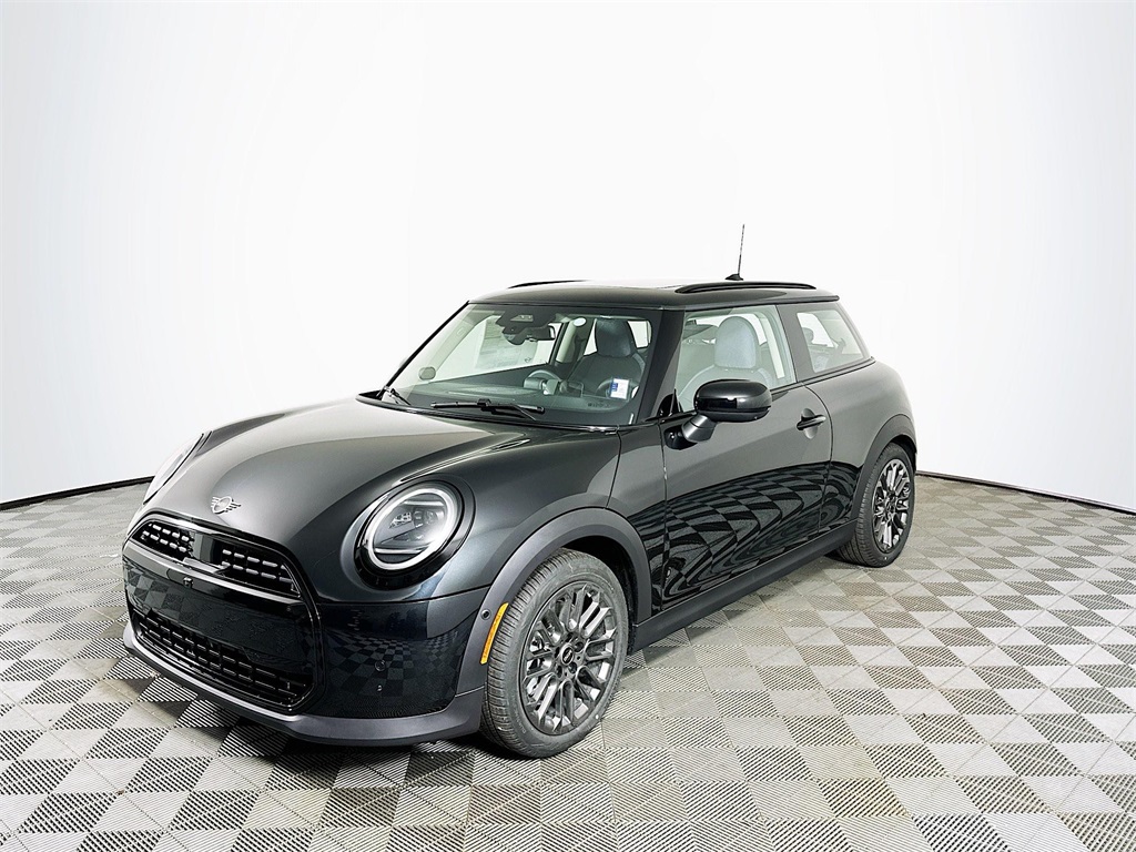 2025 Mini Cooper Hardtop photo 3