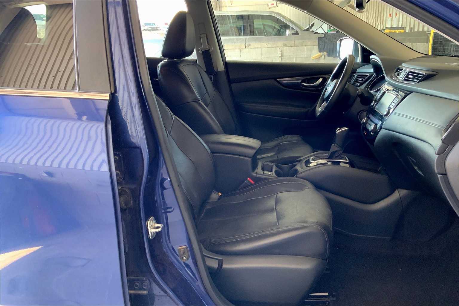2018 Nissan Rogue SL photo 8