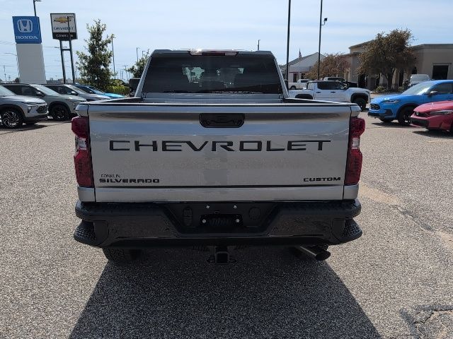 2026 Chevrolet Silverado 2500HD Custom photo 16