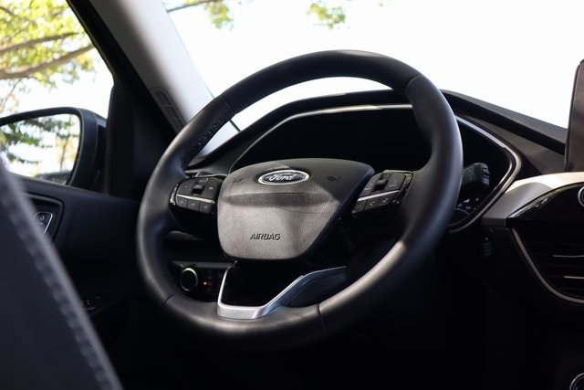 2022 Ford Escape SE photo 36