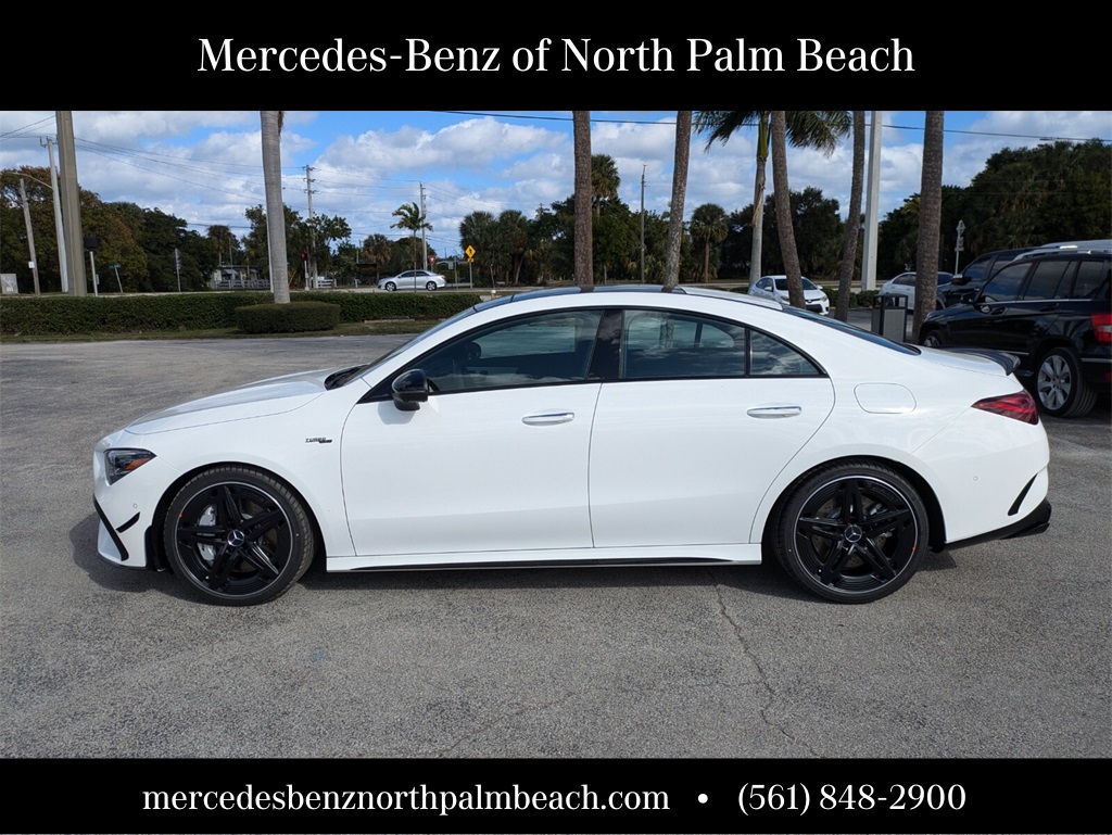 2025 Mercedes Benz CLA 35 AMG 4MATIC photo 5