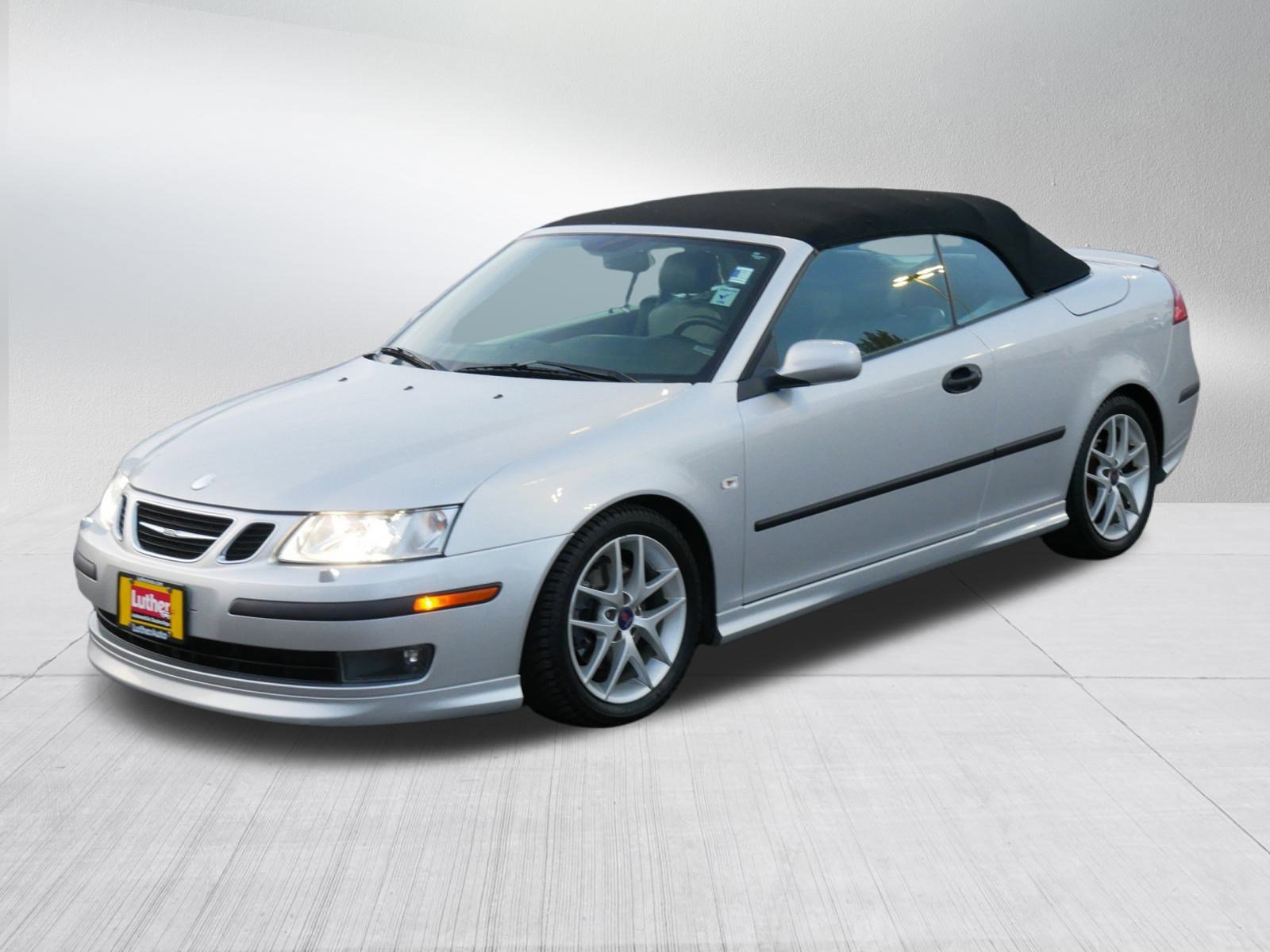 2005 Saab 9-3 photo 3
