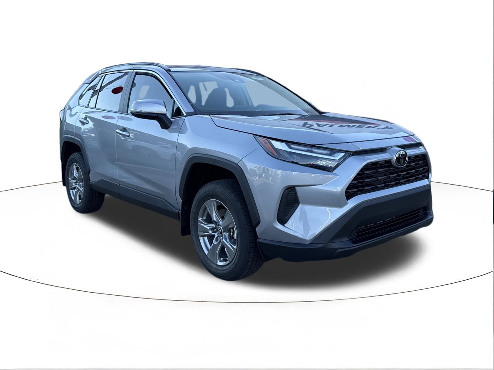 2025 Toyota RAV4 XLE's photo