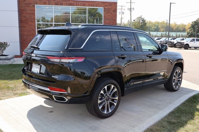 2025 Jeep Grand Cherokee Overland photo 34