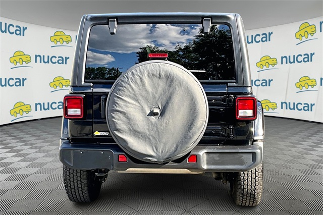 2021 Jeep Wrangler Unlimited Sahara photo 4