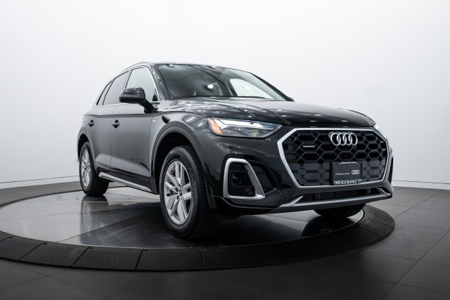 2023 Audi Q5 S line Premium