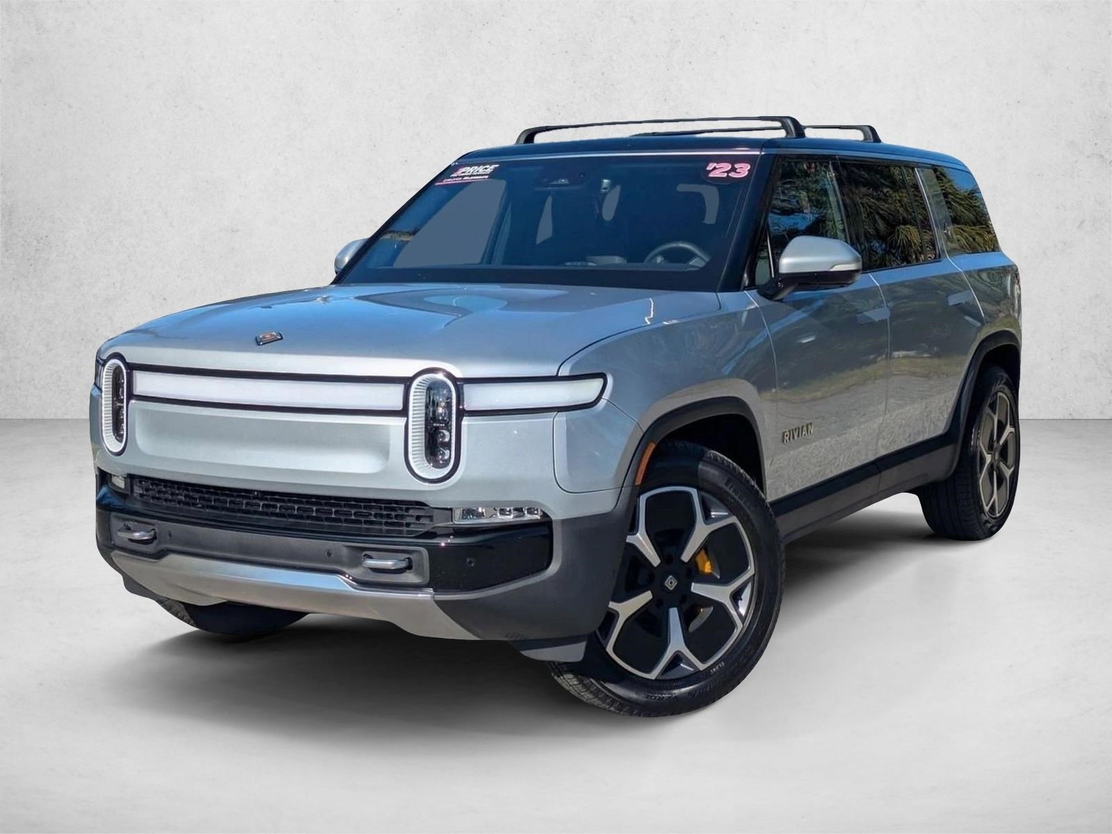 2023 Rivian R1S Adventure's photo