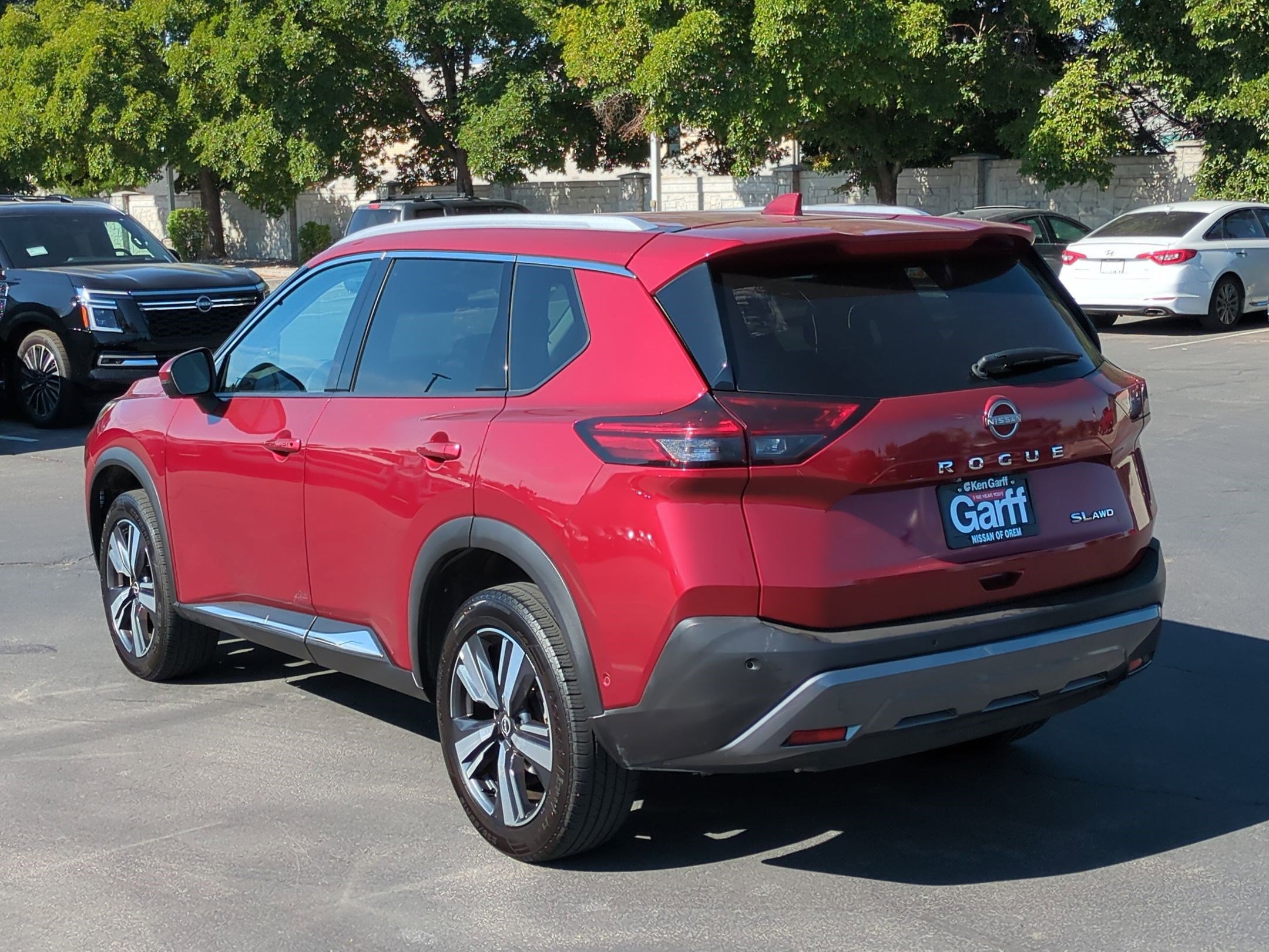 2023 Nissan Rogue SL photo 4