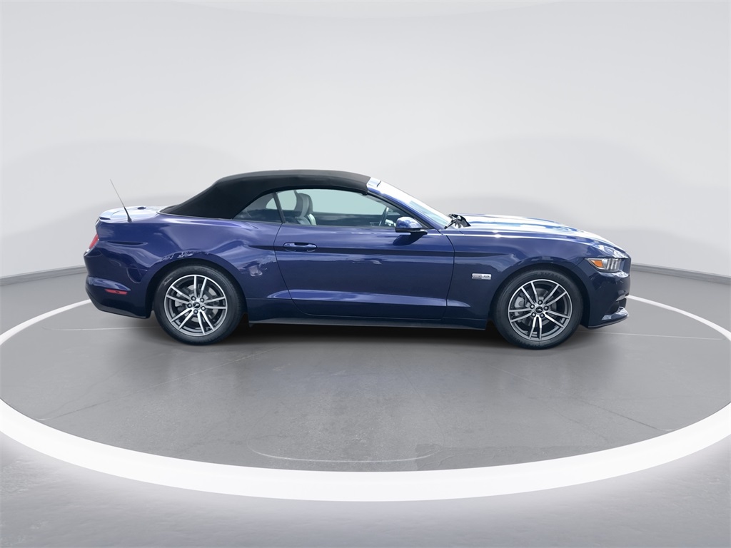 2015 Ford Mustang EcoBoost Premium photo 9