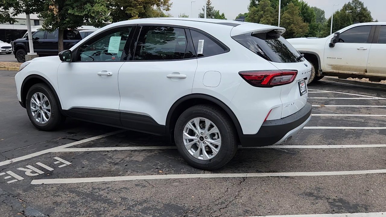 2025 Ford Escape Active photo 4