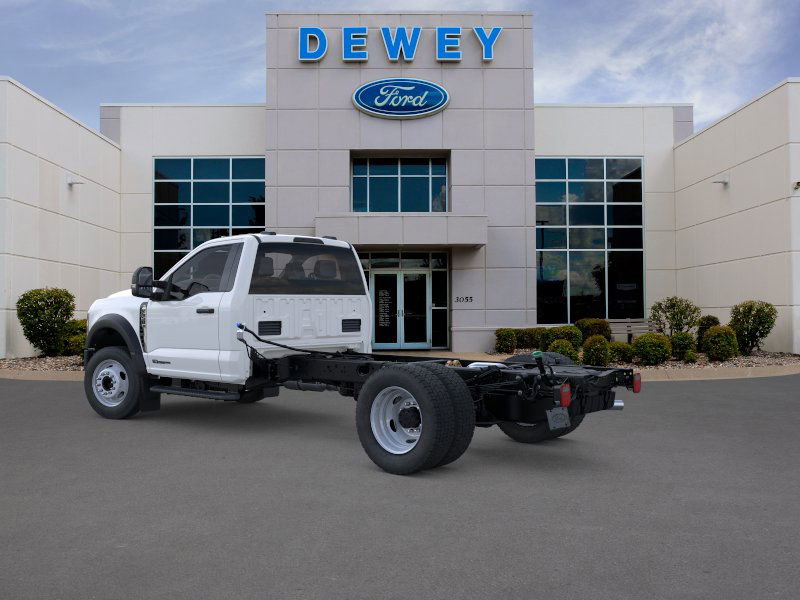 2025 Ford F-550 XL photo 4