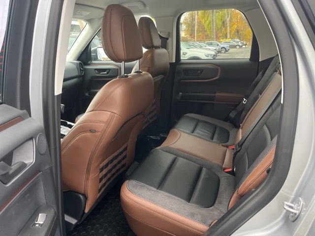 2022 Ford Bronco Sport Outer Banks photo 4