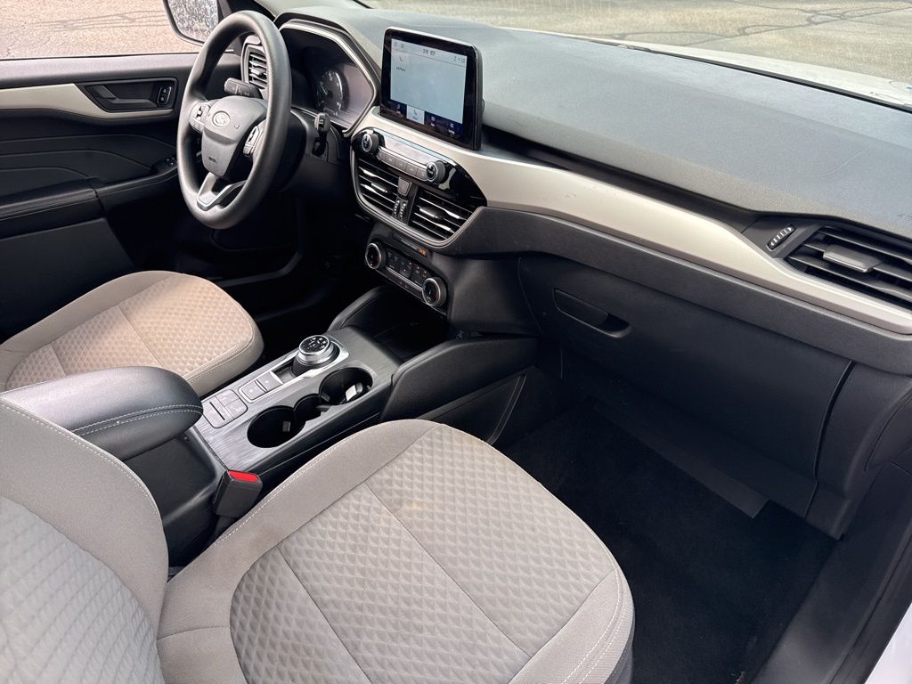2022 Ford Escape Hybrid SE photo 38