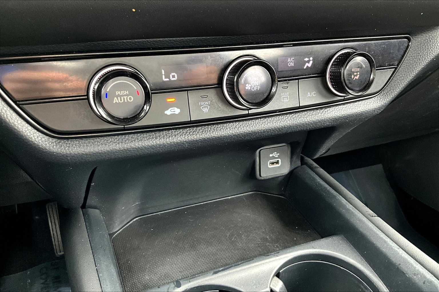 2023 Honda HR-V LX photo 28
