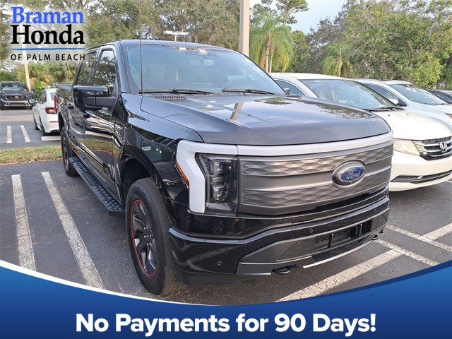 2023 Ford F-150 Lightning Lariat