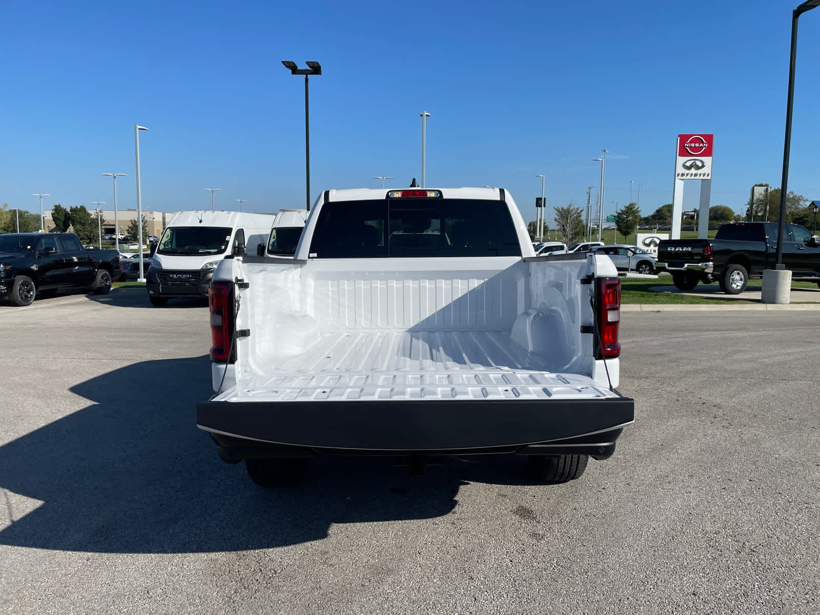 2025 Ram 1500 Tradesman photo 11