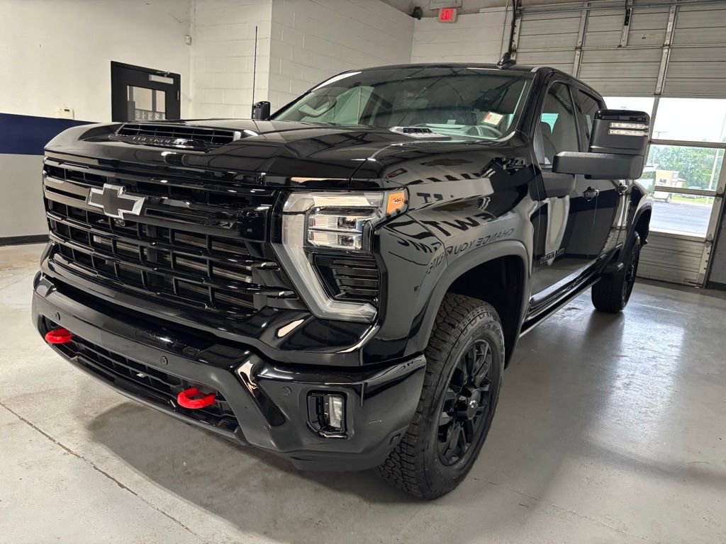 2025 Chevrolet Silverado 2500HD LTZ photo 29