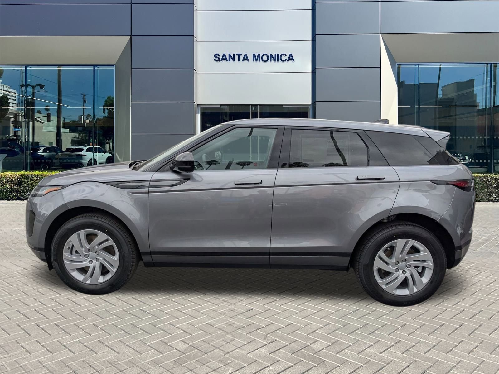 2026 Land Rover Range Rover Evoque S photo 5