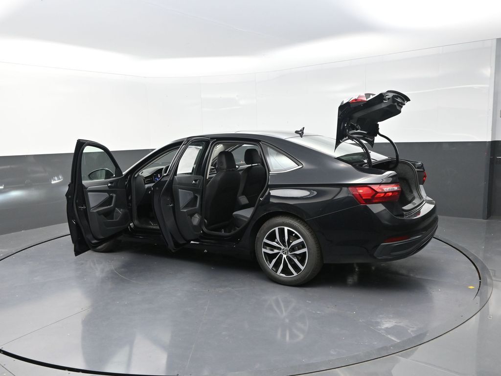 2025 Volkswagen Jetta 1.5T SE photo 29