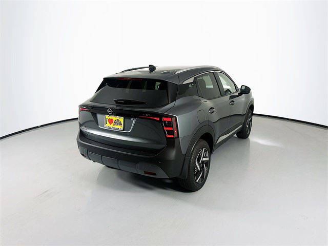 2026 Nissan Kicks SV photo 7