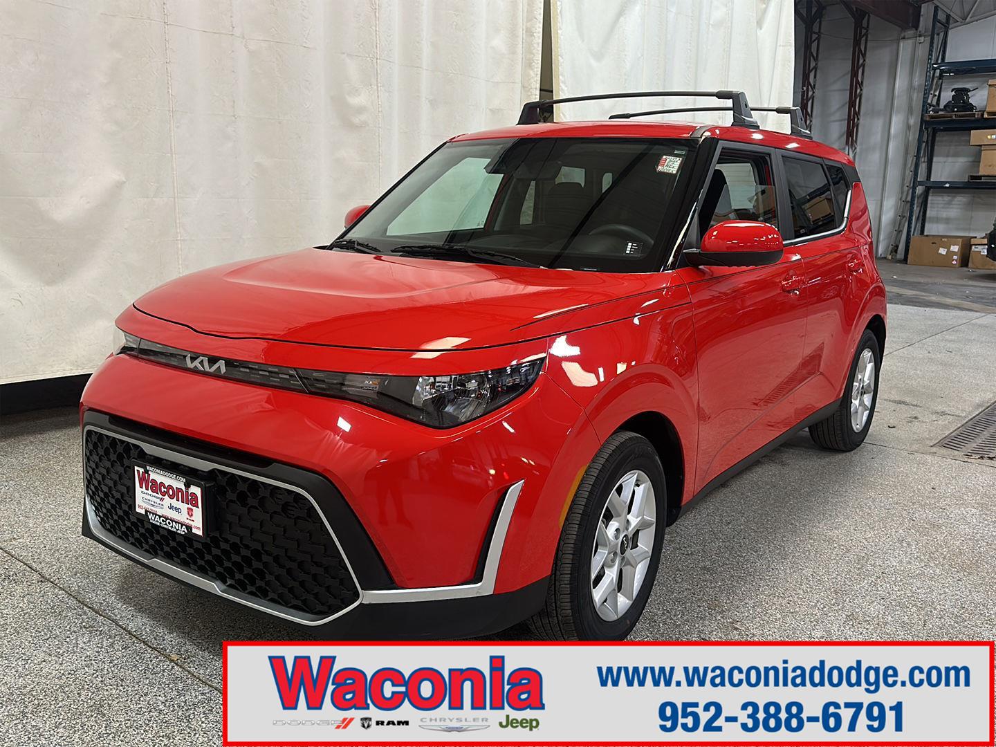 2024 Kia Soul LX's photo