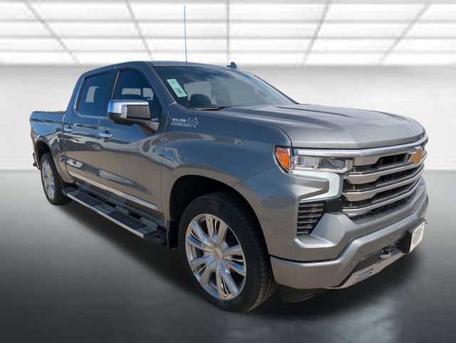 2026 Chevrolet Silverado High Country's photo