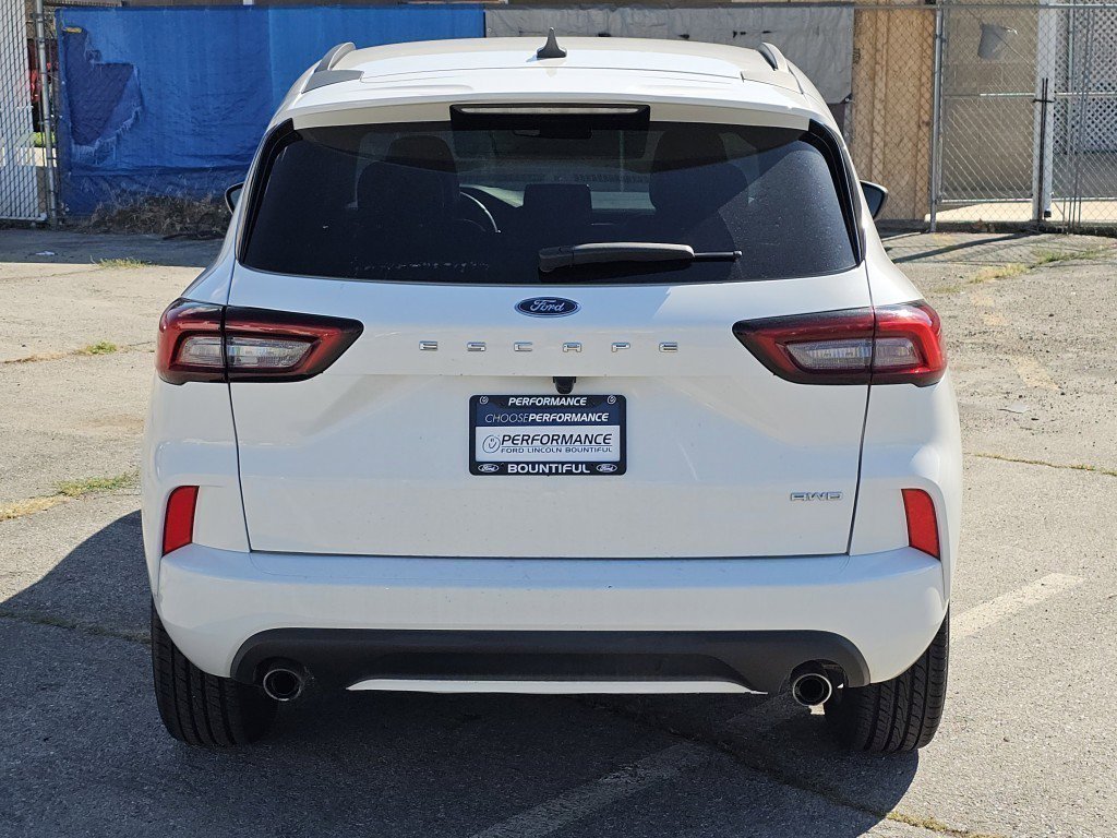 2023 Ford Escape ST-Line photo 15