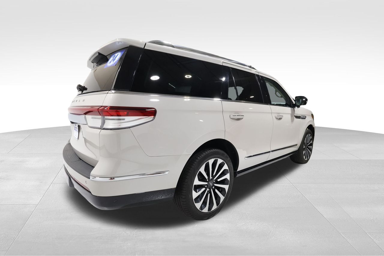 2024 Lincoln Navigator Reserve photo 4