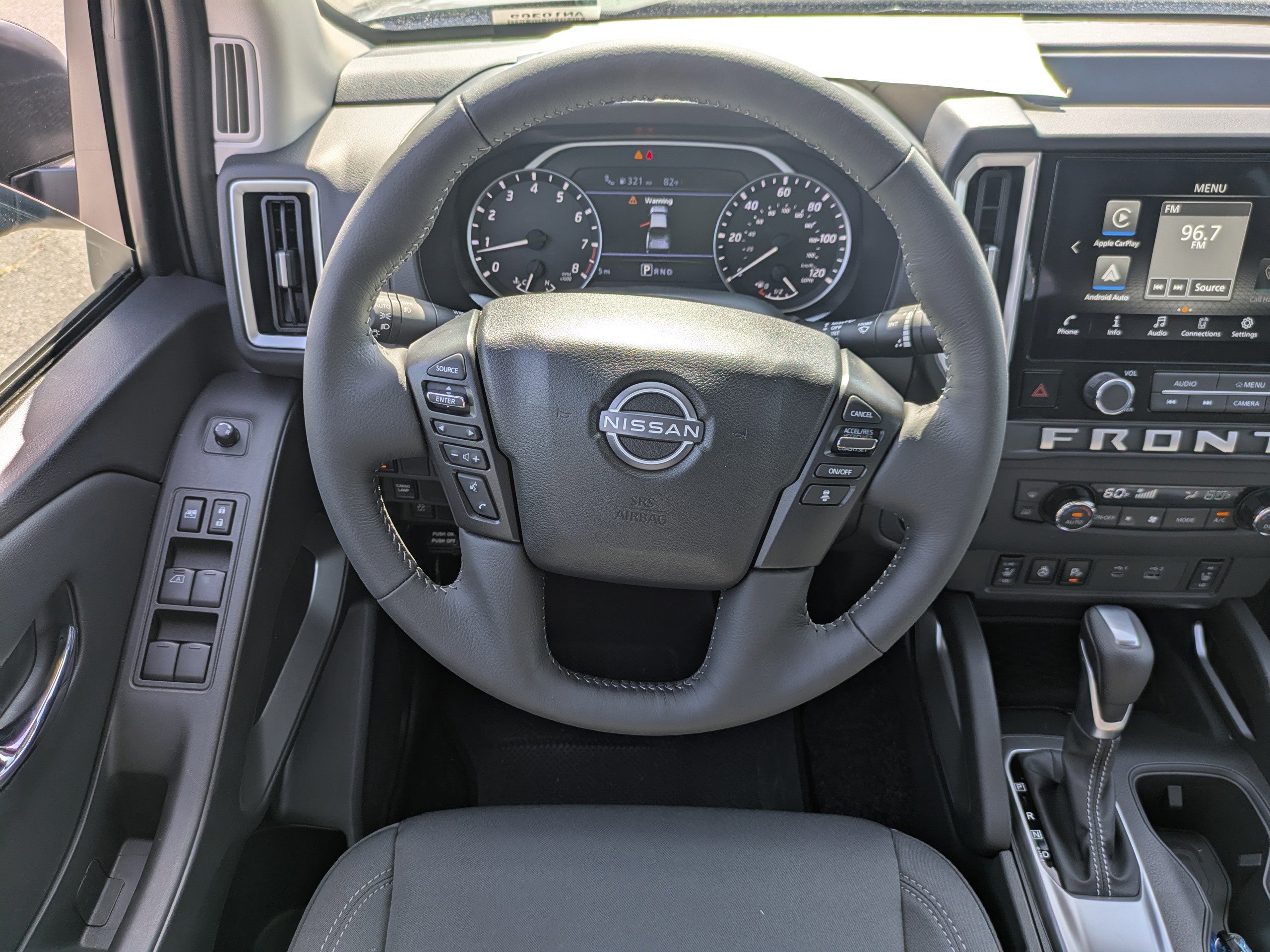 2025 Nissan Frontier Crew Cab SV photo 14