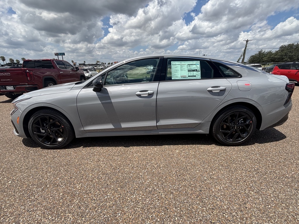 2026 Kia K5 GT-Line photo 4