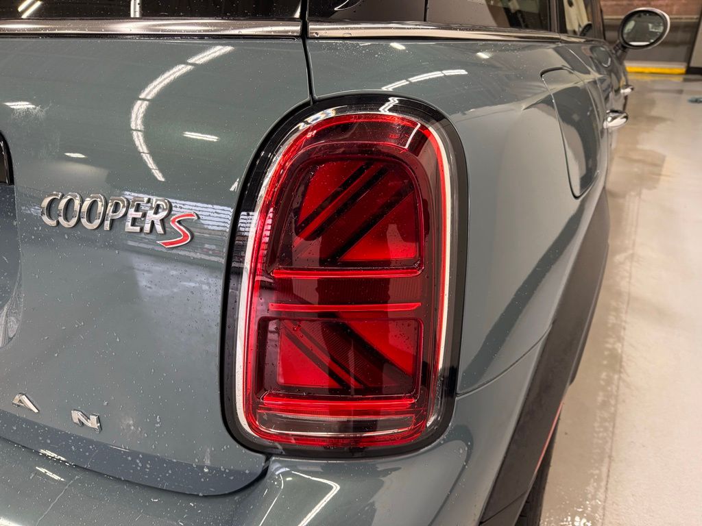 2023 Mini Countryman S ALL4 photo 4