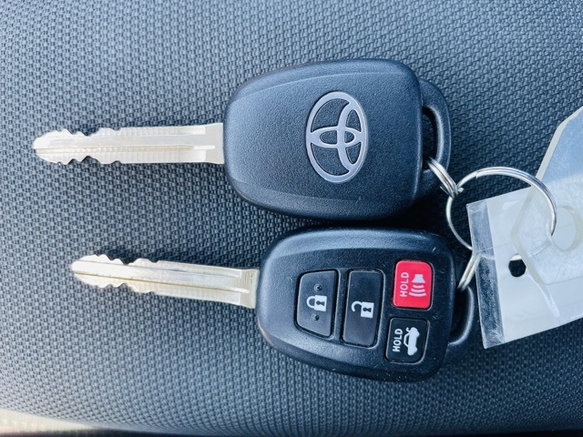 2019 Toyota Corolla SE photo 16