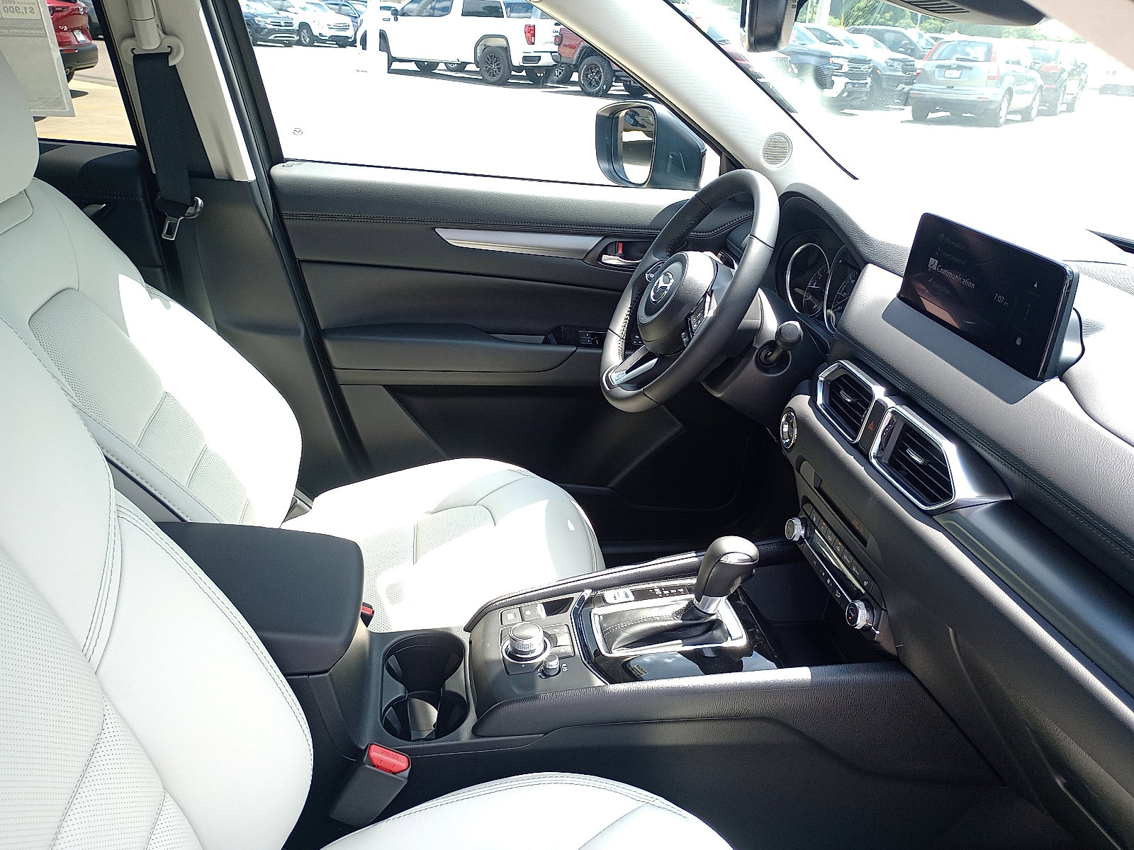 2025 Mazda CX-5 2.5 S Preferred photo 5