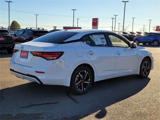 2025 Nissan Sentra SV photo 3