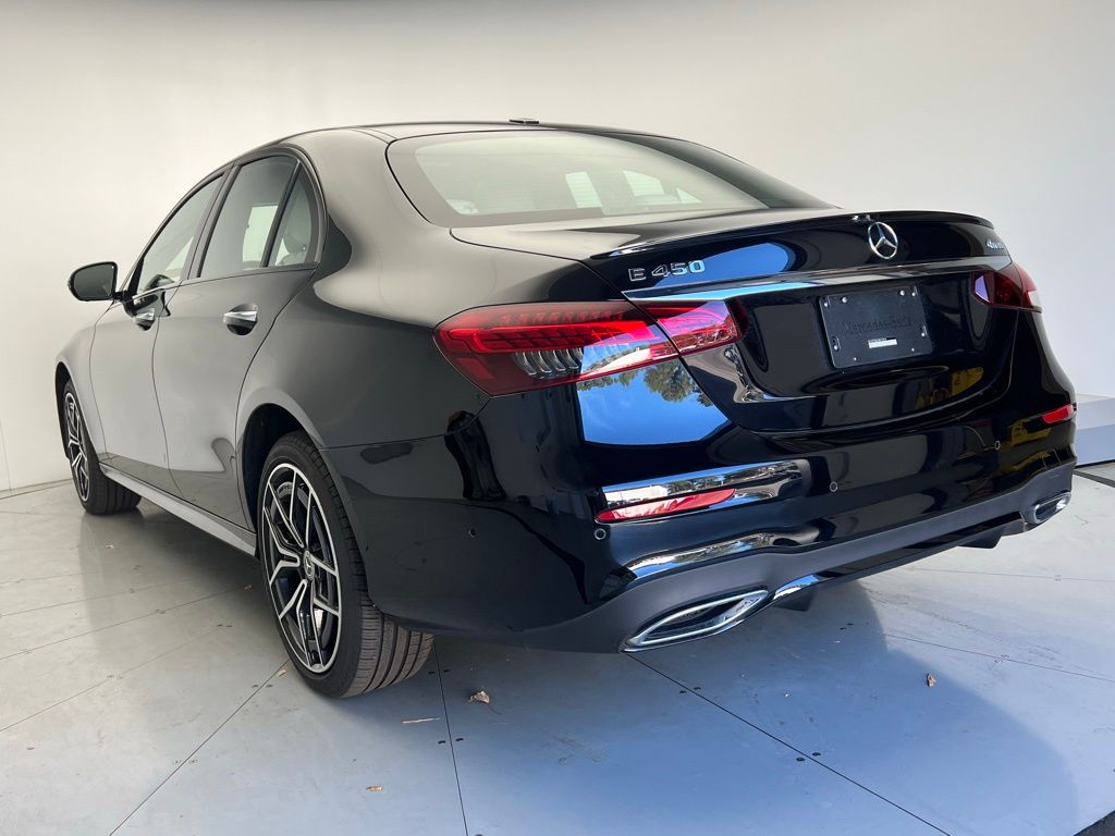 2022 Mercedes Benz E 450 4MATIC photo 4