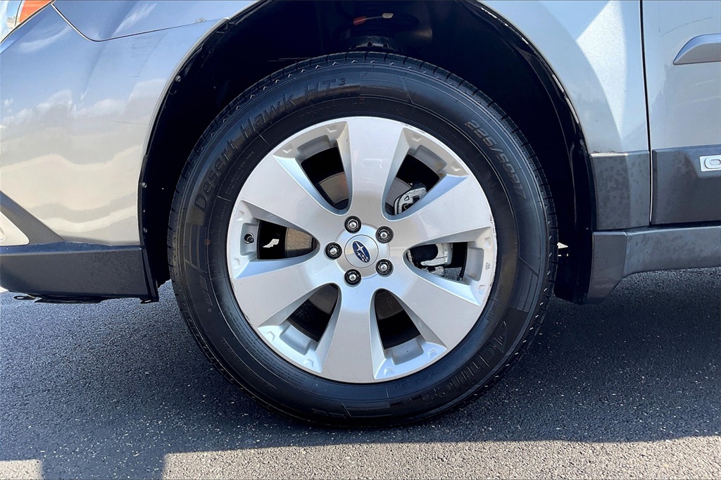 2011 Subaru Outback 2.5i photo 7