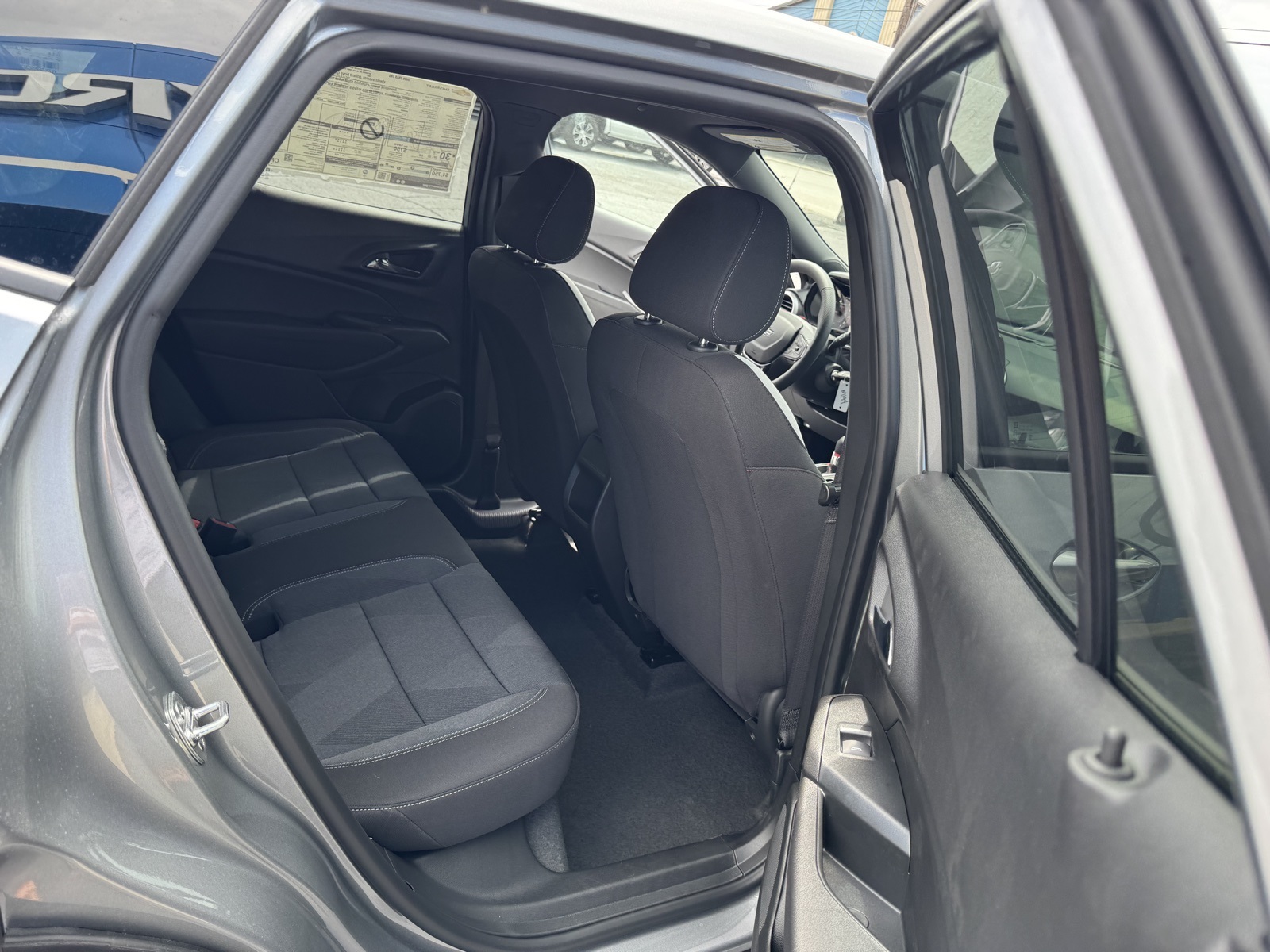 2025 Chevrolet Trax photo 21