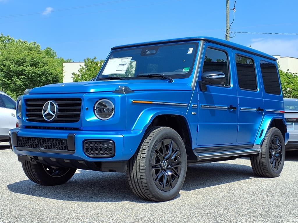 2025 Mercedes Benz G photo 2