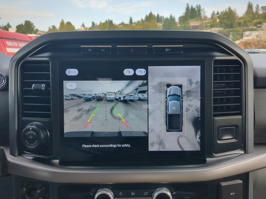 2024 Ford F-150 XLT photo 3