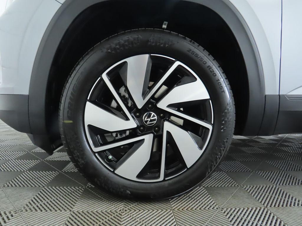 2026 Volkswagen Atlas SE Technology photo 29