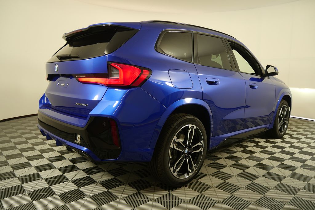 2025 Bmw X1 XDrive28i photo 3
