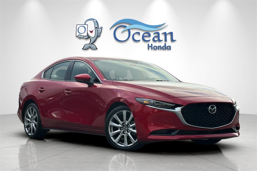 Used 2021 Mazda Mazda3 Premium with VIN 3MZBPADL4MM253949 for sale in Soquel, CA