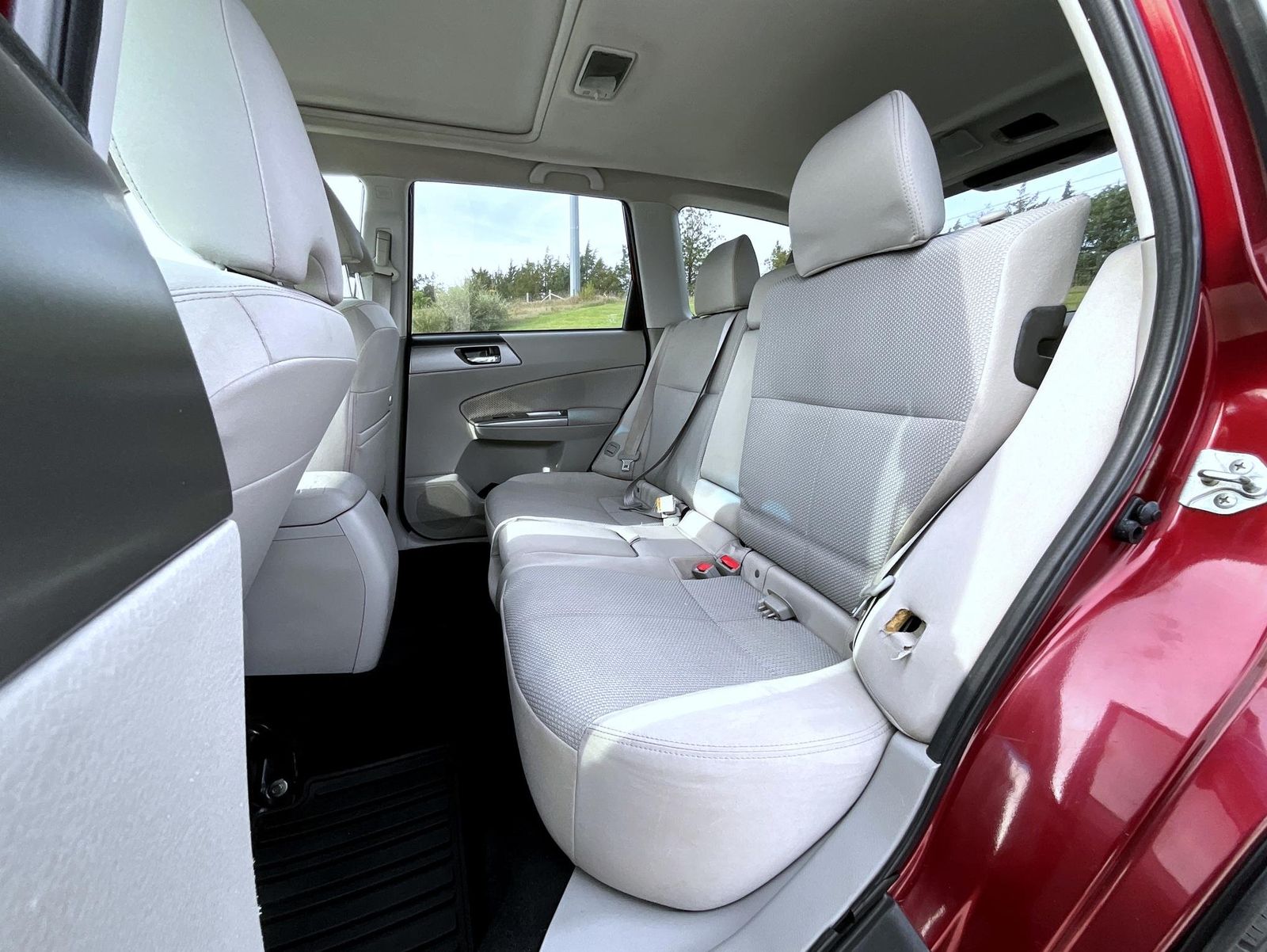2012 Subaru Forester 2.5X Premium photo 19